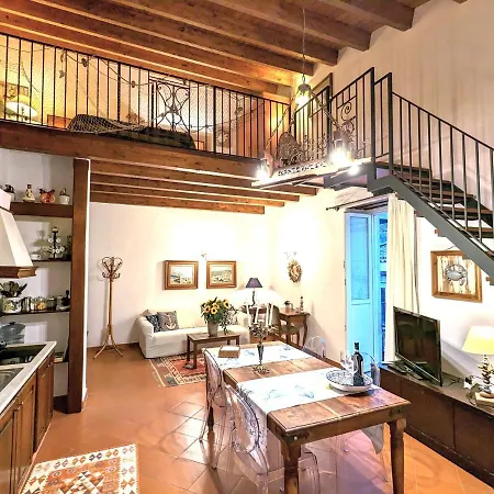 La Casa Delle Fate * Syracuse
