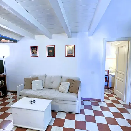 La Casa Delle Fate * Syracuse